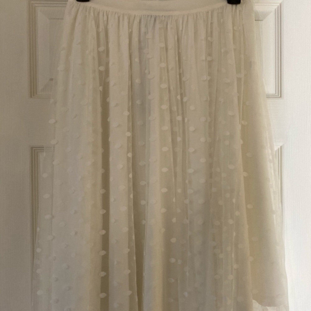 Cream- almost white skirt